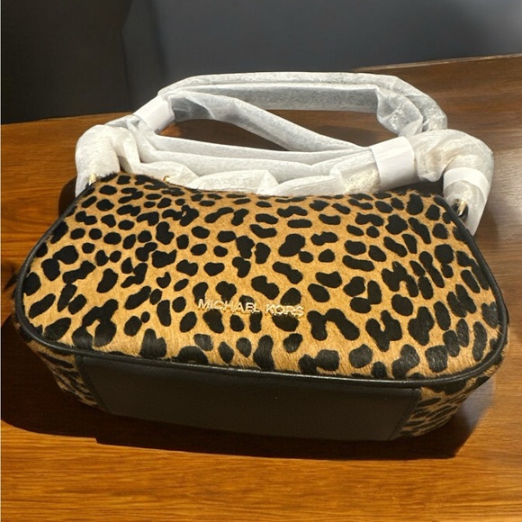 SOLD - Picture 6 of 9